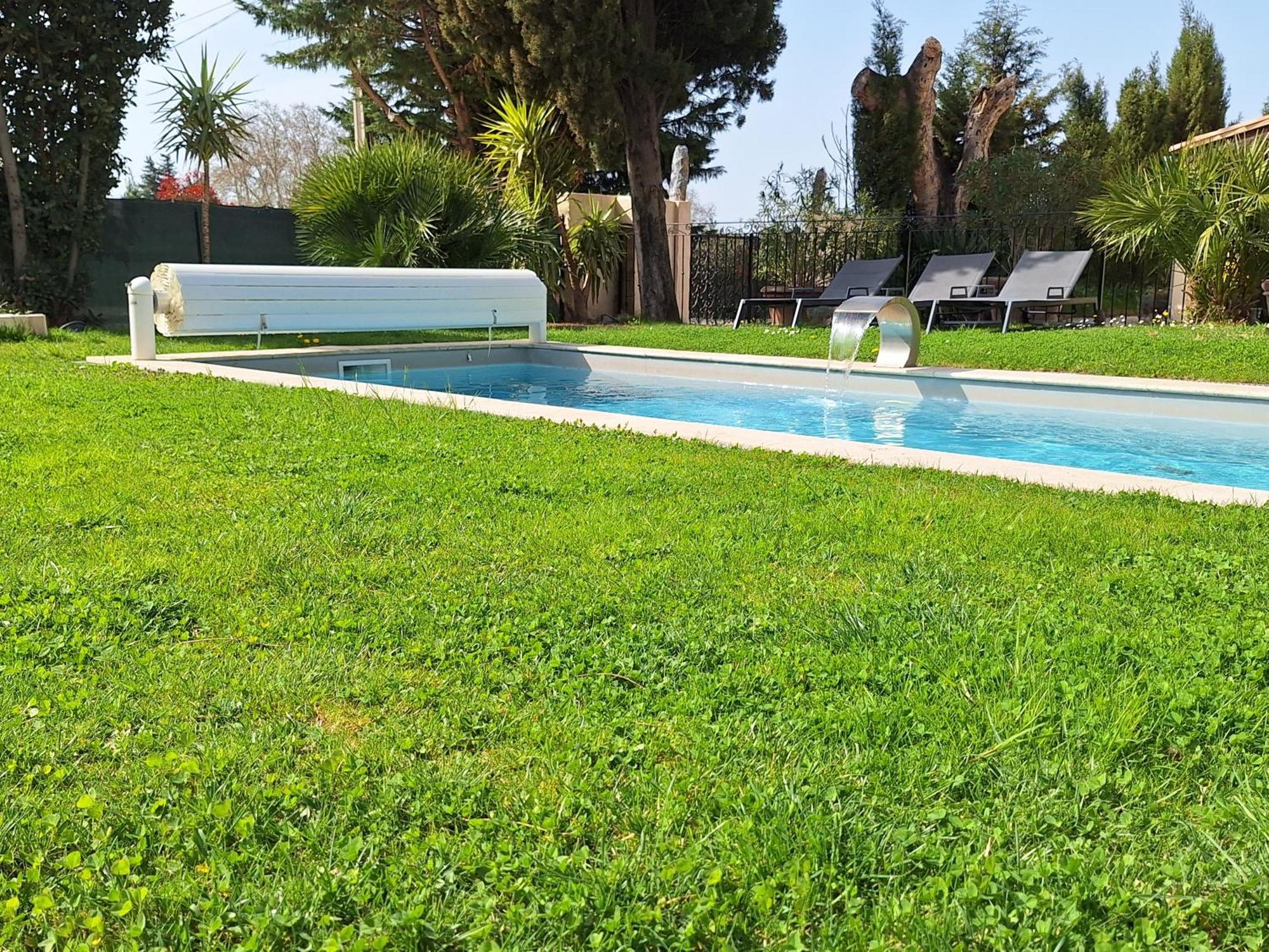 Holiday home La Maison Du Moulin De Tartay Avignon